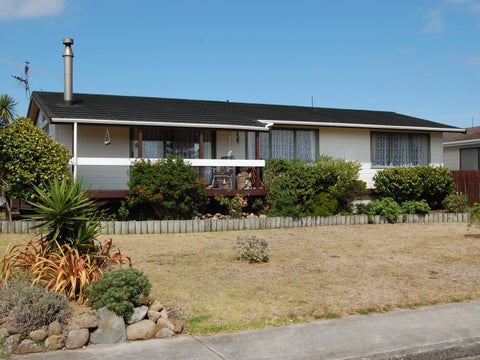 14 Olive Terrace, Paraparaumu Beach, Paraparaumu