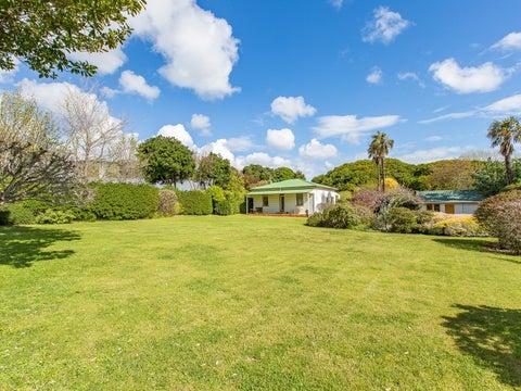 2 Fleetwood Grove, Waikanae