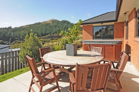 2 Semaphore Lane, Whitby, Porirua