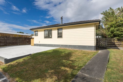 12 Escort Grove, Awapuni, Palmerston North