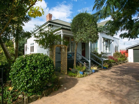18 Campbell Street, Leamington, Cambridge