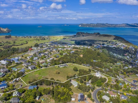 2A Pohutukawa Grove, Whitianga