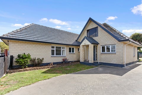 10 Downing Street, Hoon Hay, Christchurch