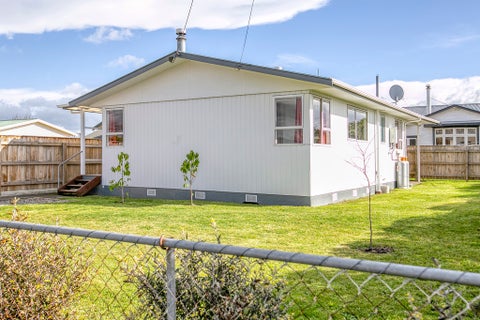 23 Sackville Street, Martinborough