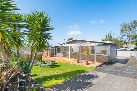 12 Karo Place, Glendene, Auckland