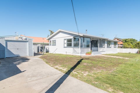 4 Martin Street, Waikanae