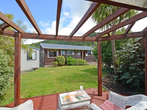 151 California Drive, Totara Park, Upper Hutt