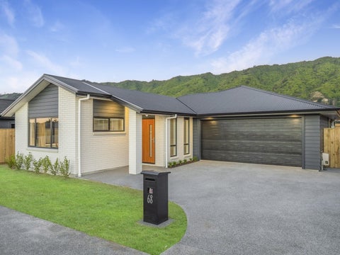 68 Waipunahau Road, Waikanae