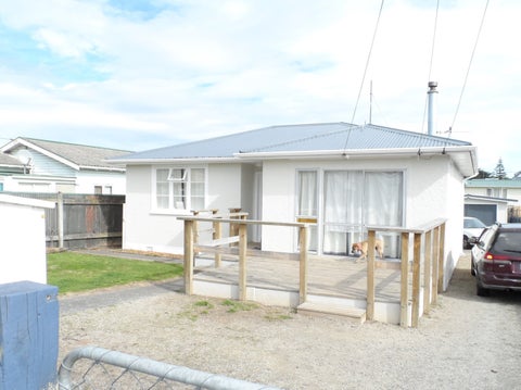 21 Aotea Street, Castlecliff, Whanganui