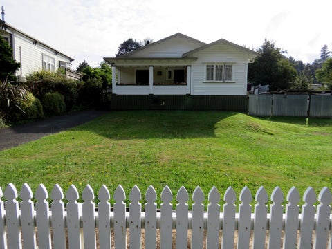 6 River Road, Taumarunui