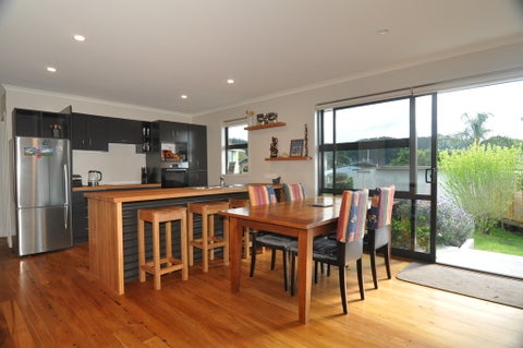 105A Lorraine Place, Whangamata