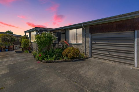 2/264 Main North Road, Redwood, Christchurch