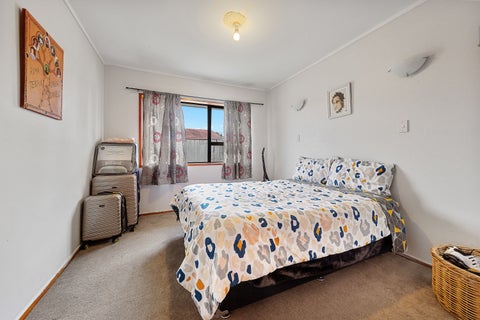 1/15 Berwyn Avenue, Takanini, Auckland