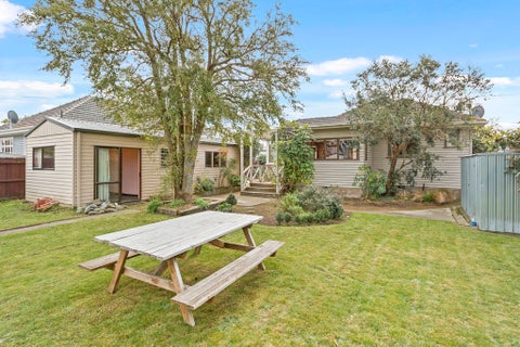 20 Cossar Street, Burwood, Christchurch