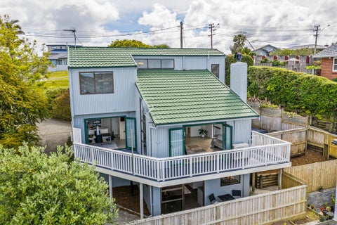 67 Sunset Road, Totara Vale, Auckland