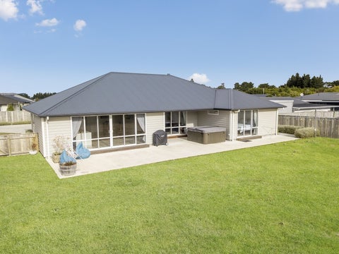 17 Stoneleigh Drive, Solway, Masterton