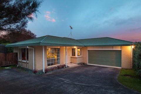 31 Brookesmith Drive, Waiuku, Waiuku