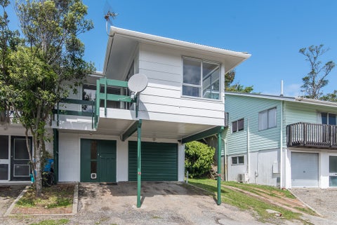 107D Fraser Avenue, Johnsonville, Wellington