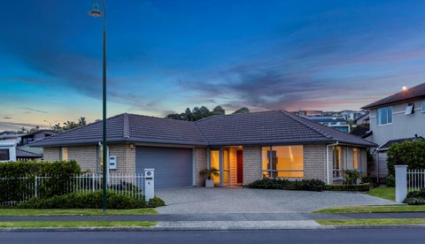4 Chesterfield Way, Orewa, Orewa