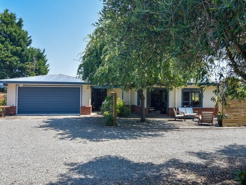 149 Lincoln Road, Carterton