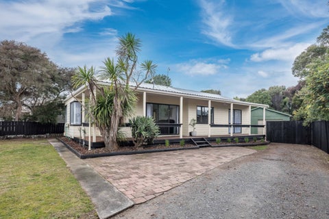 3 Dennis Taylor Court, Paraparaumu
