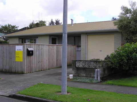 1 Waterloo Crescent, Hokowhitu, Palmerston North