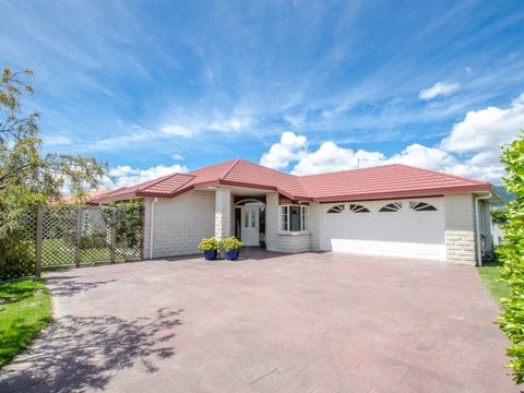 21 Millennium Hill, Paraparaumu