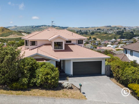 22 Waverton Terrace, Churton Park, Wellington