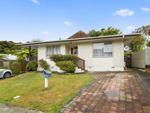 18 Carvel Lane, Whitby, Porirua