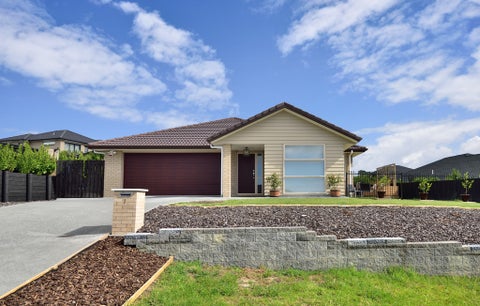 7 Eastview Crescent, Stanmore Bay, Whangaparaoa