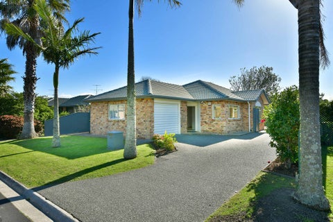 22 Dan Tori Place, Orewa, Orewa