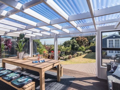 9 Kaitawa Street, Waikanae Beach, Waikanae