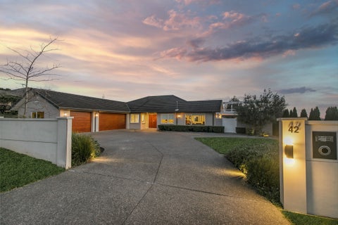 42 Sovereign Street, Flat Bush, Auckland