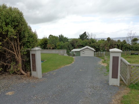 10 Hill Street, Kaka Point