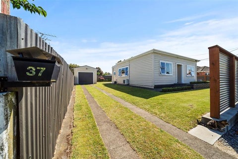 37 Burns Street, Hawera