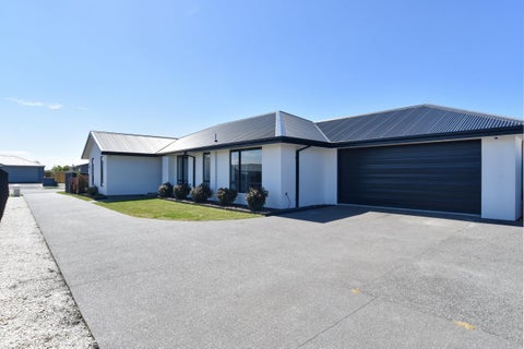 11 Flaxon Place, Burwood, Christchurch