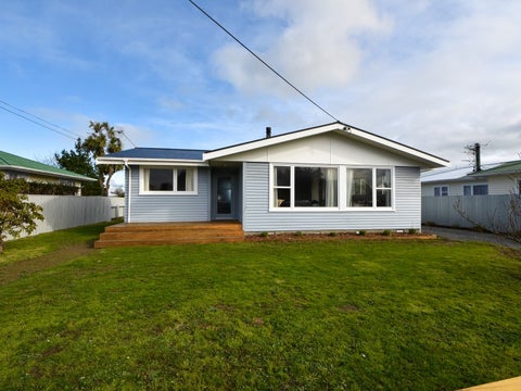 9 Charles Street, Carterton