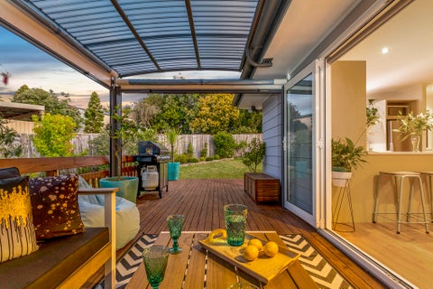 21 Sabana Place, Unsworth Heights, Auckland