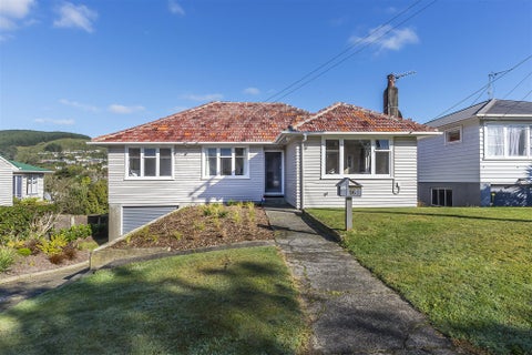 16 Kereru Bend, Tawa, Wellington