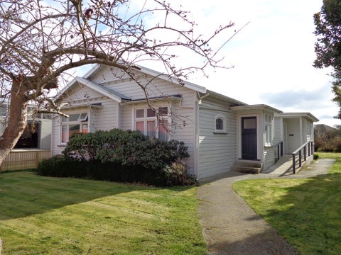 28 Charlotte Street, Balclutha