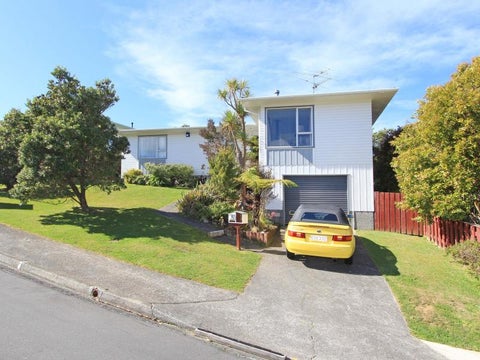 6 Timaru Grove, Kelson, Lower Hutt