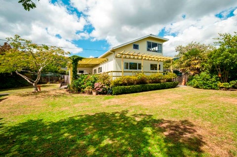 345 Stokes Valley Road, Stokes Valley, Lower Hutt