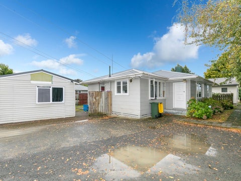 2 Panair Crescent, Hillcrest, Hamilton