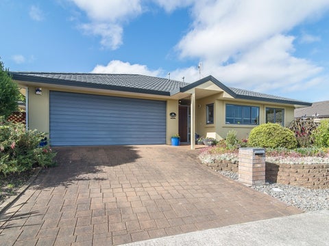 45 Realm Drive, Paraparaumu