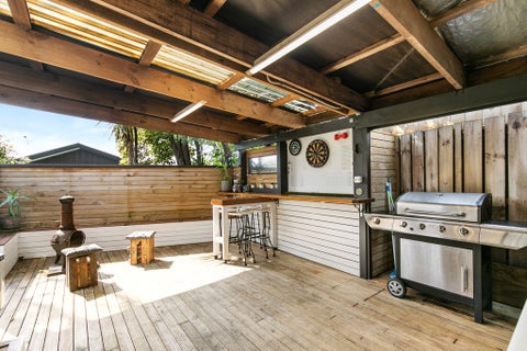 272 Triangle Road, Massey, Auckland