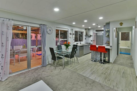 2/21 Komako Place, Papatoetoe, Auckland