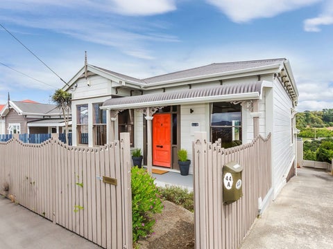 44 Overtoun Terrace, Hataitai, Wellington