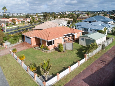 1 Lakeside Drive, Orewa, Orewa