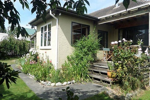 44 East Street, Greytown