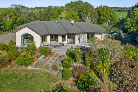 34 Pond Road, Raglan, Raglan